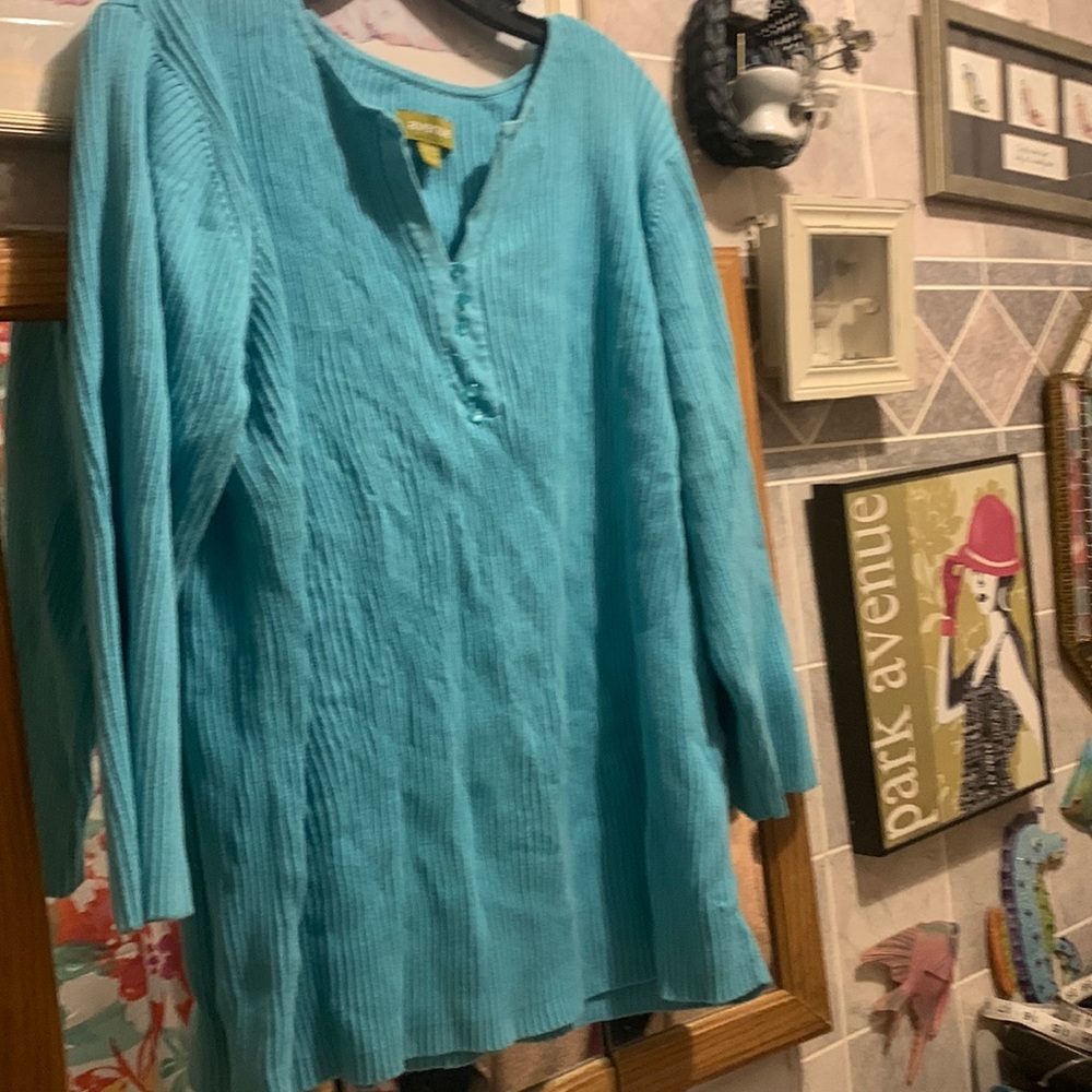 Avenue sweater